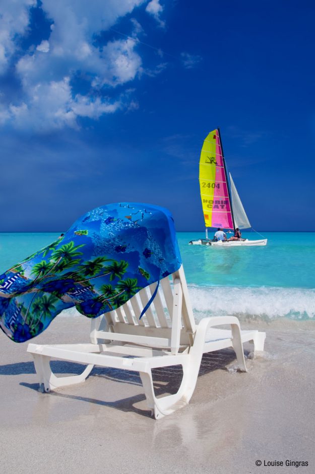 Caribbean Deckchair and Sailing Ship by/par Louise Gingras